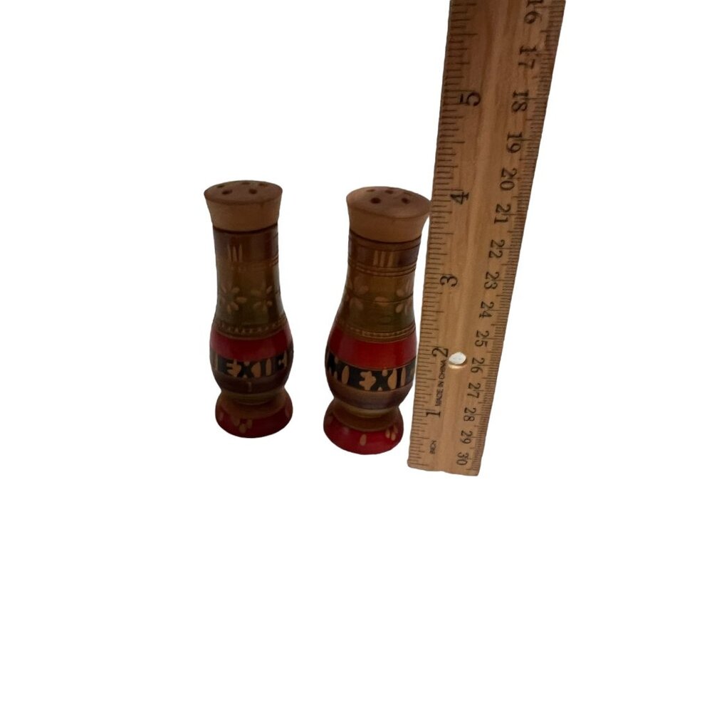 Vintage Mexican Carved Wooden Salt & Pepper Shakers Set 4" Tall - Picture 4 of 4